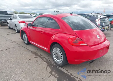 2015 Volkswagen Beetle 1.8T из США, поврежденный, VIN 3VWJ17ATXFM626743